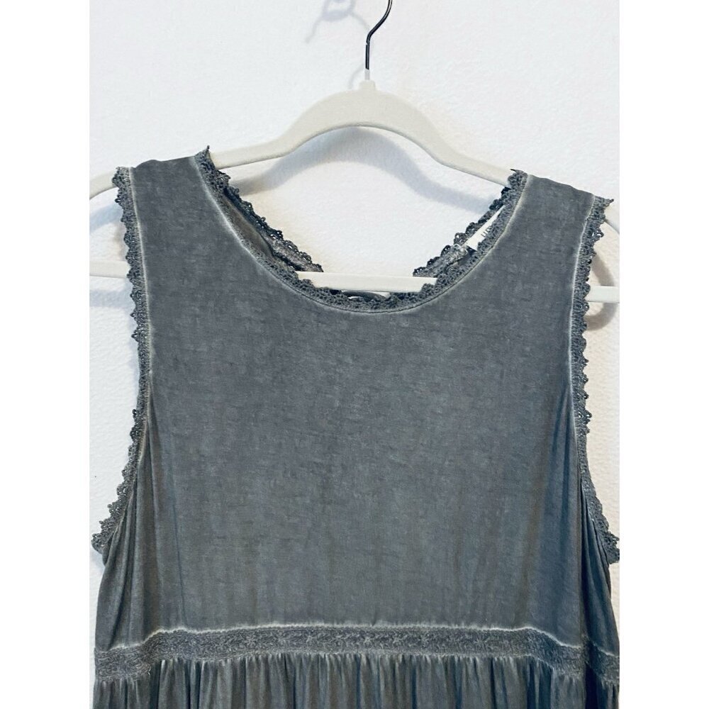 Umgee Dress Womens Large Gray Distressed Crochet Trim Lace Up Back Ruffle Hem - Picture 2 of 6